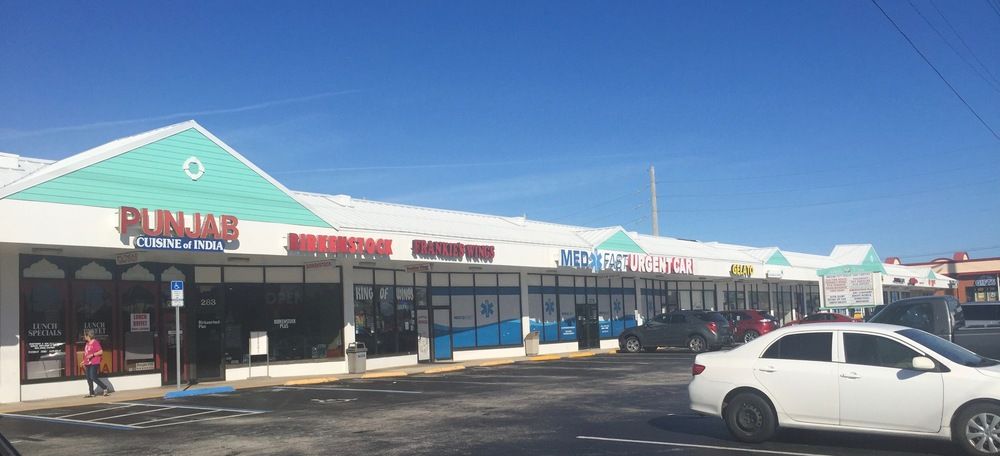 White Rose Shopping Center: 225-299 W Cocoa Beach Cswy, Cocoa Beach, FL 32931
